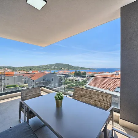 Residence Franc 1 Primosten Exterior photo