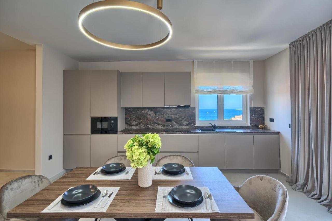 Franc 1 Apartment *