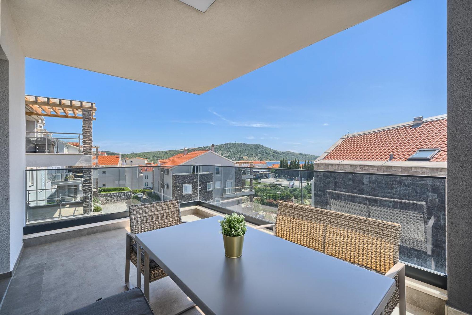 Franc 1 Apartment Primosten