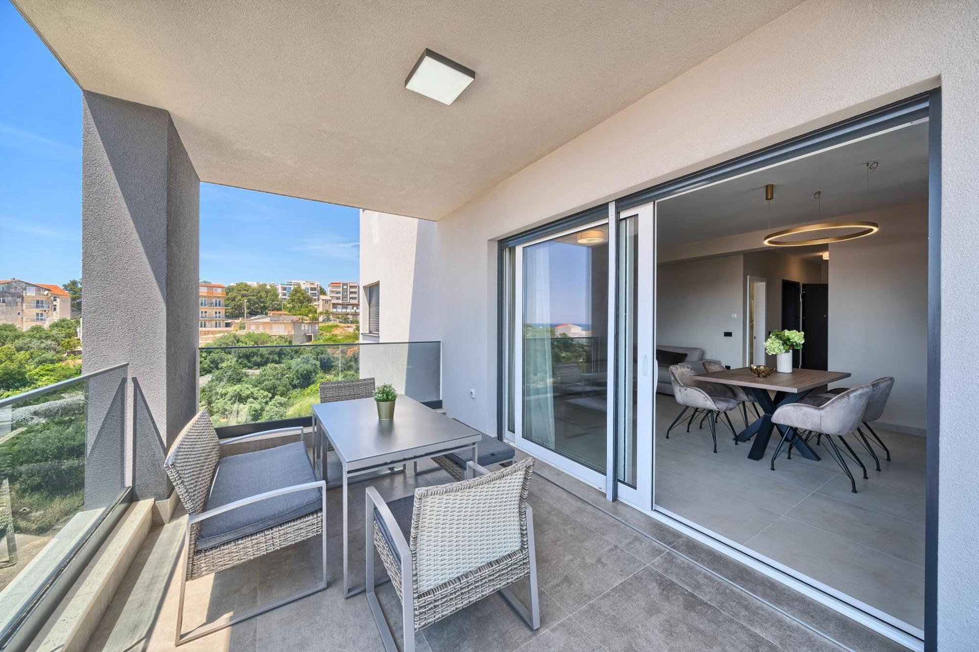 Apartment Franc 1
